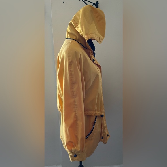 Vintage Thunder Bay Yellow Windbreaker Jacket Size 9/10 - Picture 4 of 16
